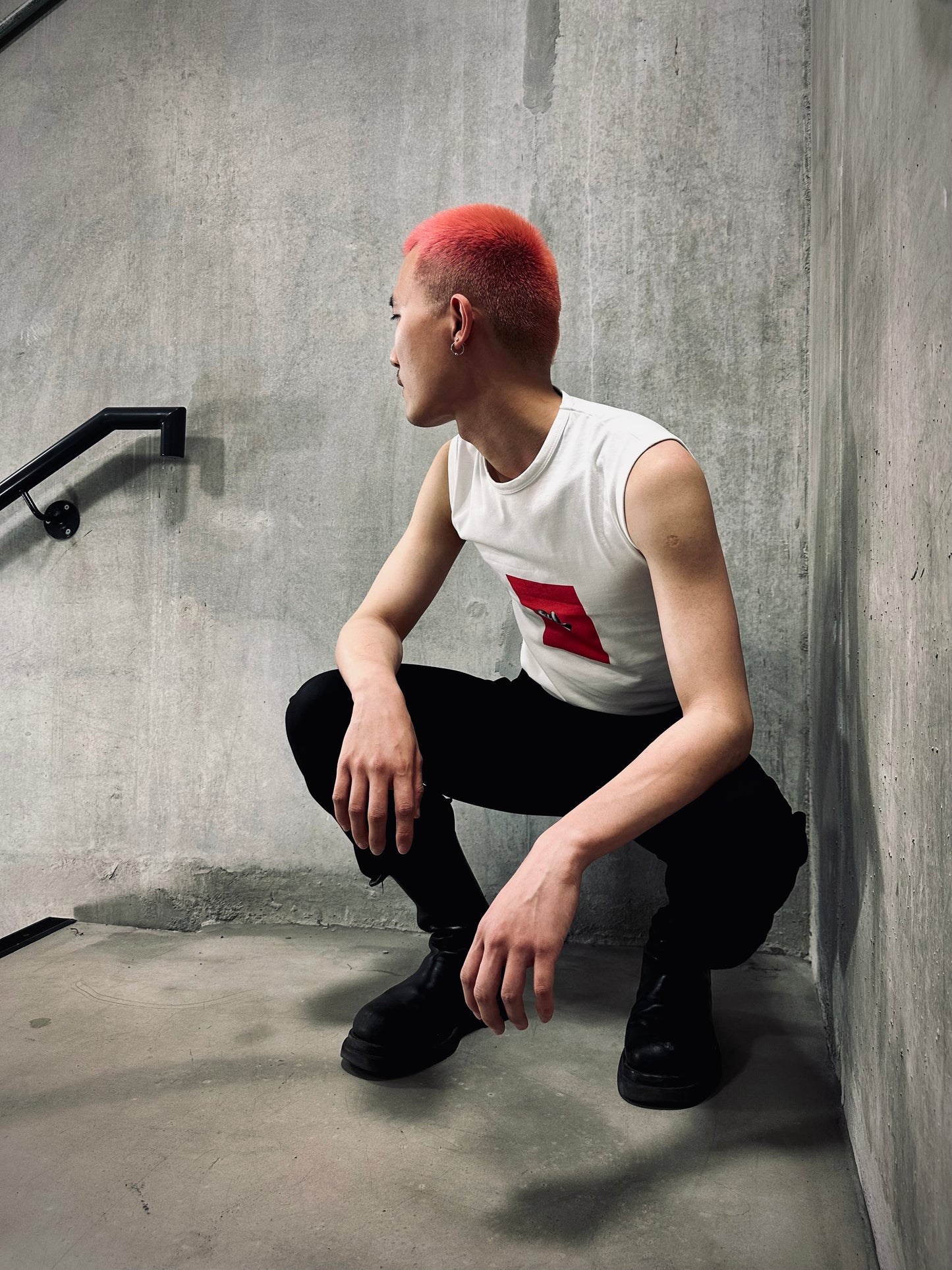 FITTED TANK TOP