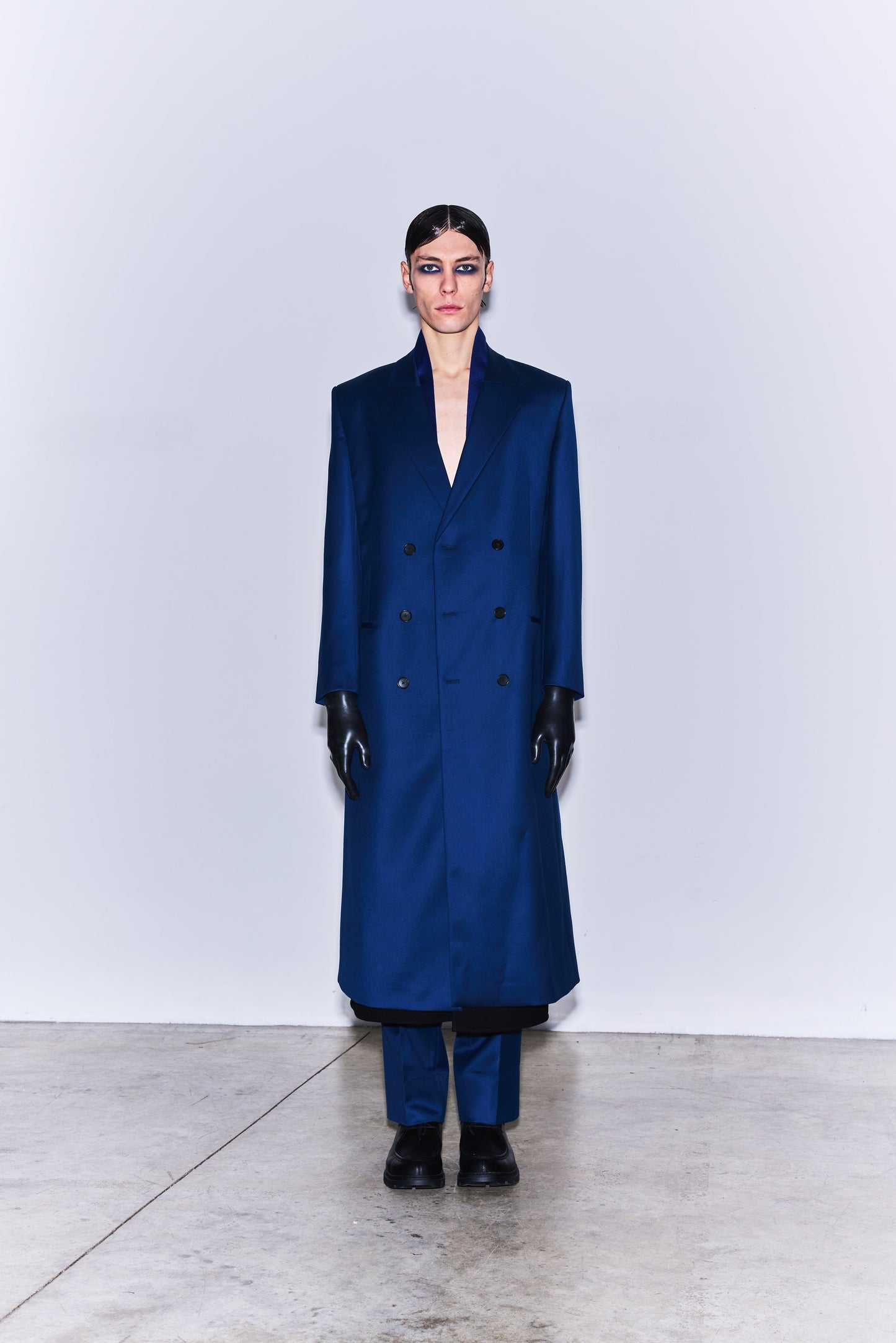 CLASSIC TAILORED COAT
